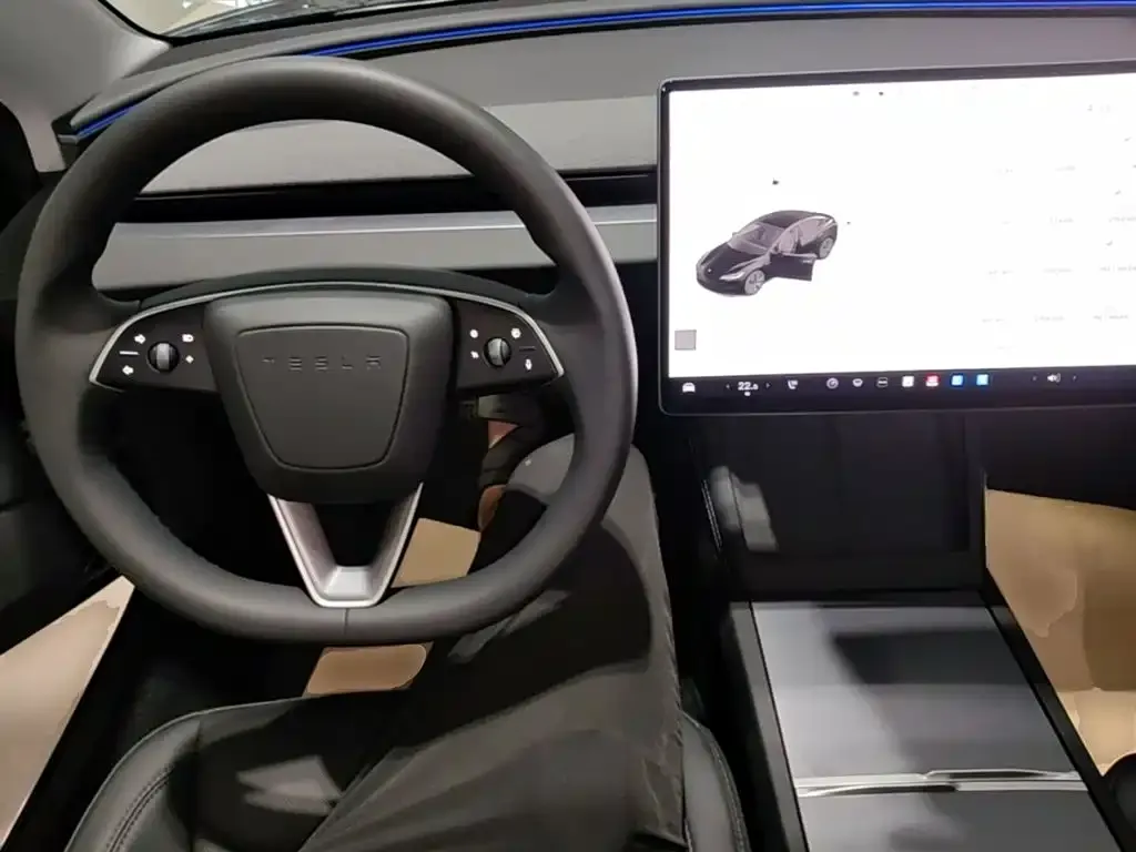 Tesla Model 3 — фото 2