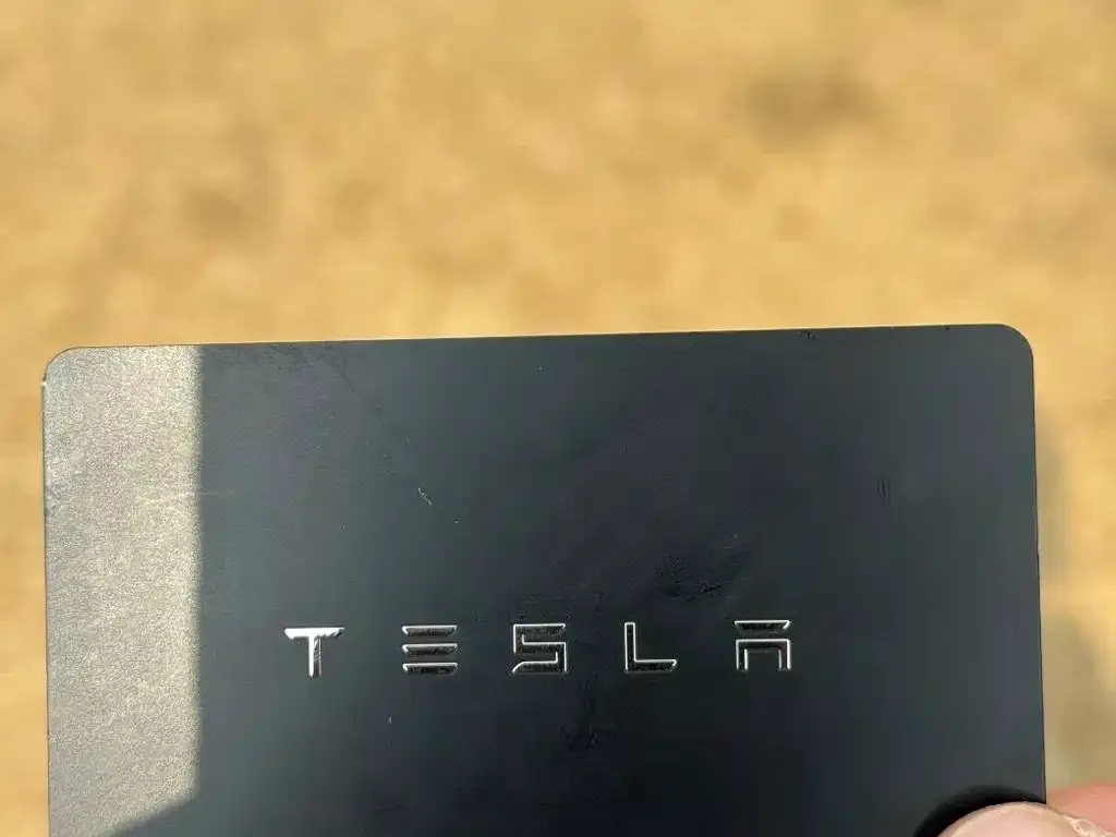 Tesla Model 3 — фото 10