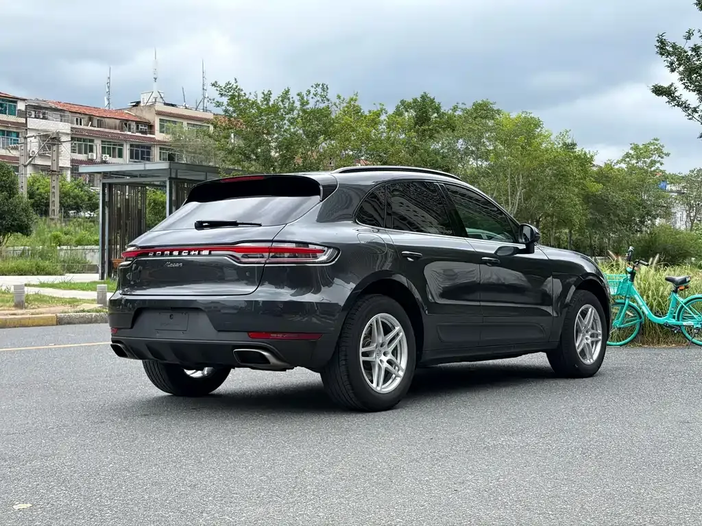 Porsche Macan — фото 7