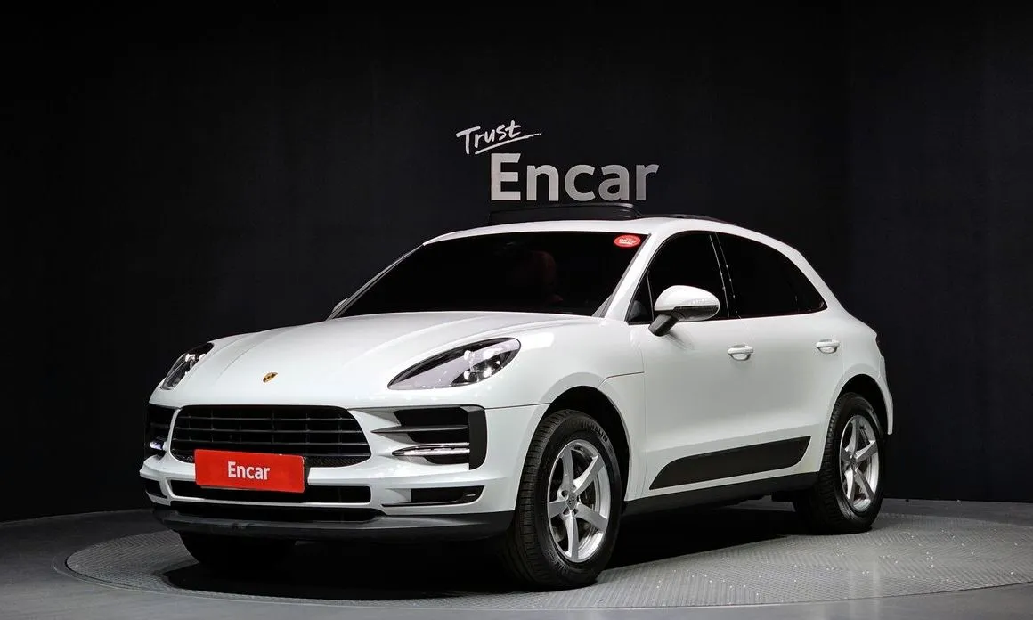 Porsche Macan — фото 1
