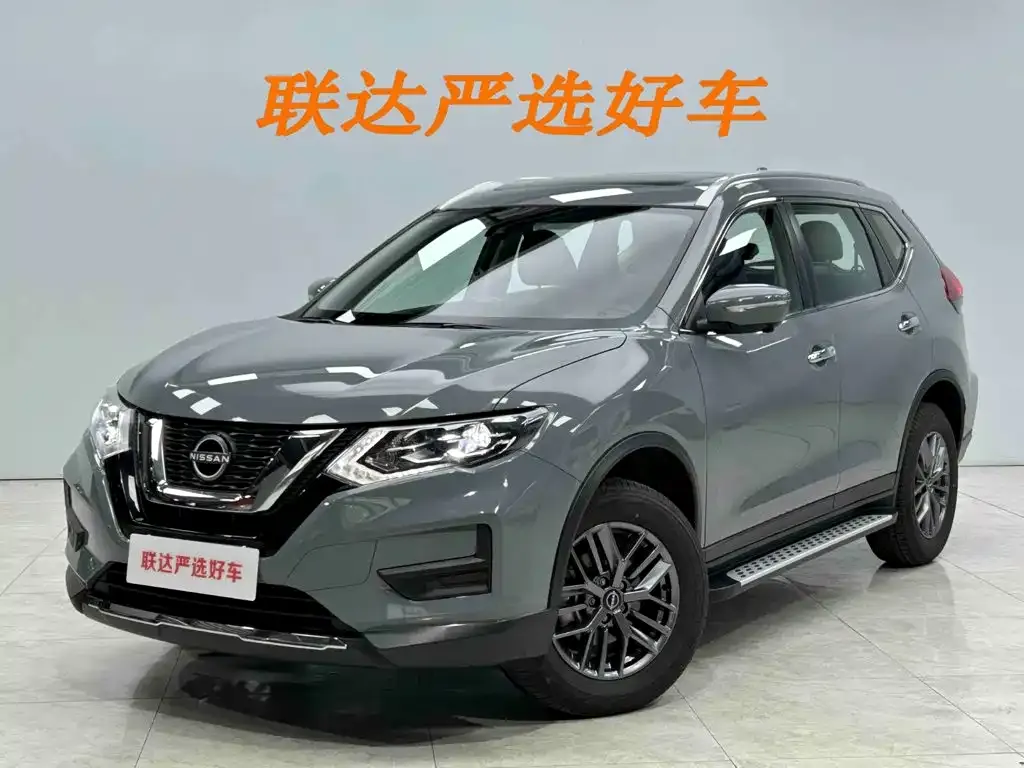 Nissan X-Trail — фото 1