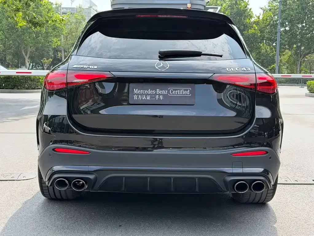 Mercedes-Benz GLC AMG — фото 10