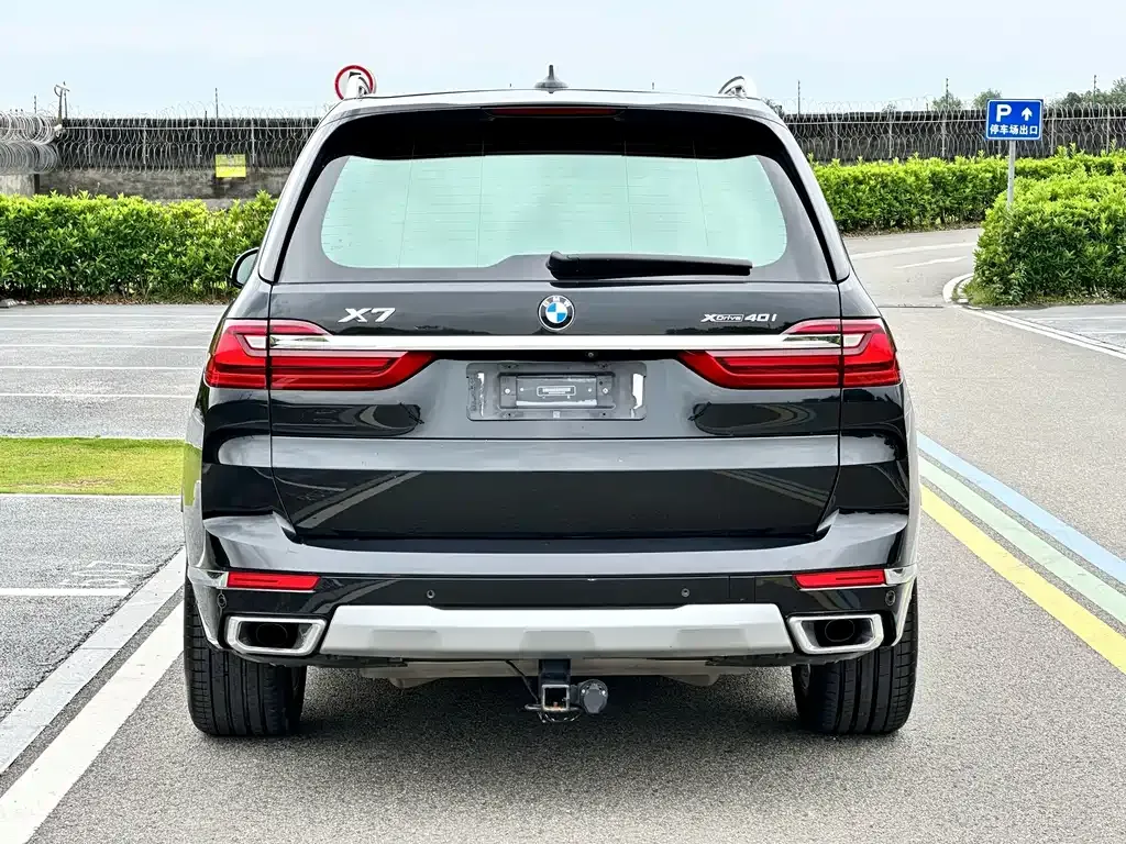 BMW X7 — фото 5