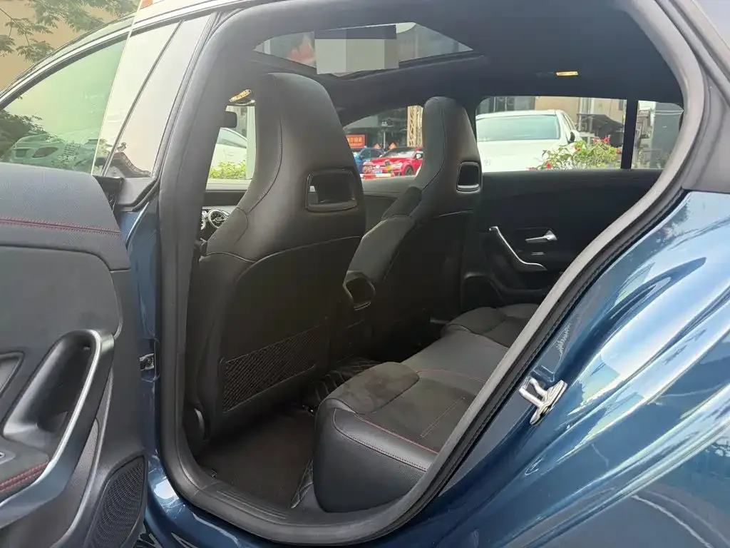 Mercedes-Benz CLA (Import) — фото 2