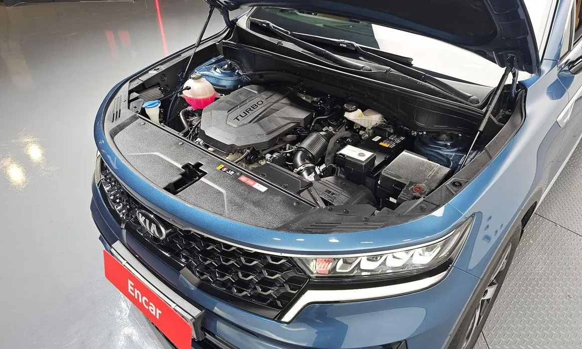 Kia Sorento — фото 10