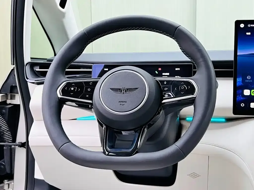 Geely Galaxy V900 — фото 10