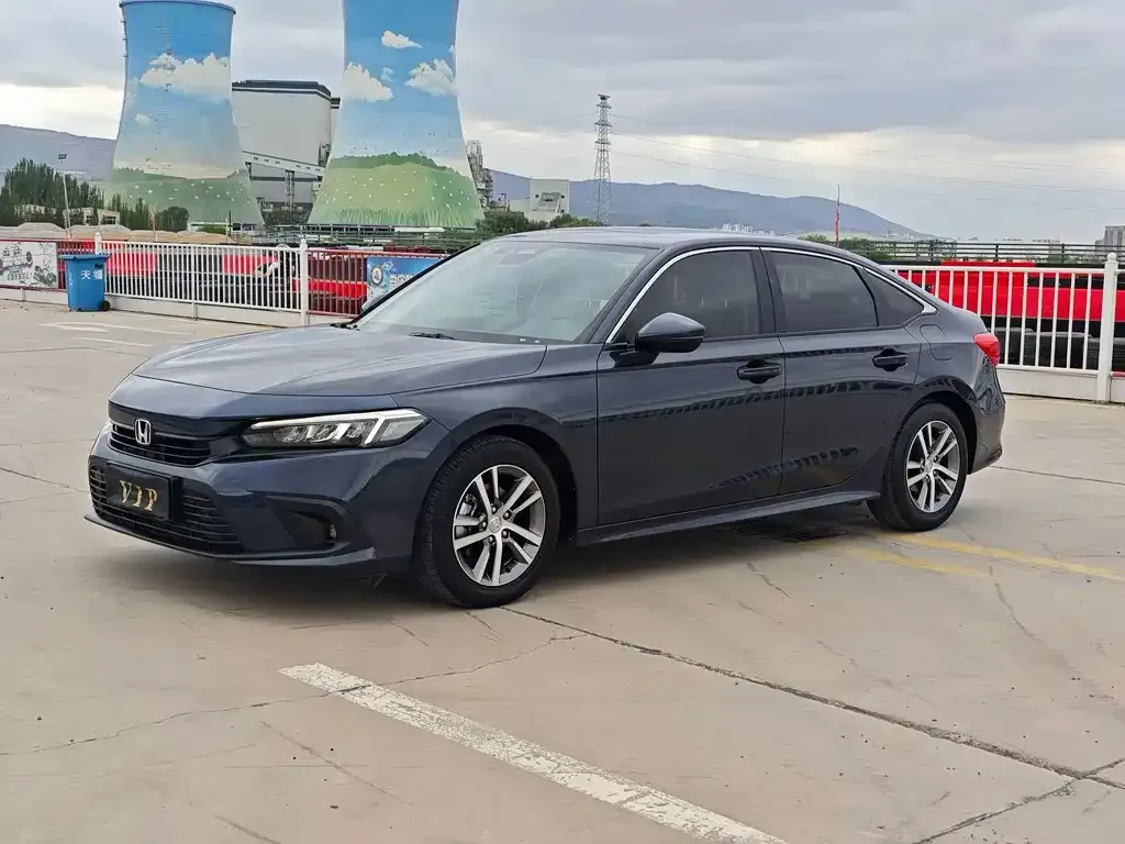 Honda Civic — фото 1