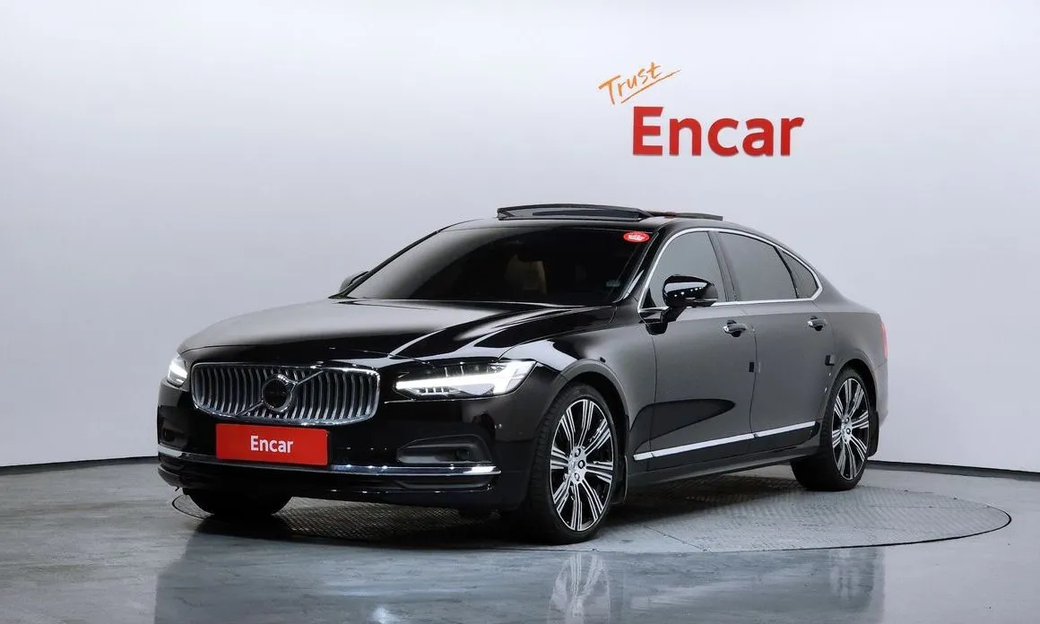 Volvo S90 — фото 1