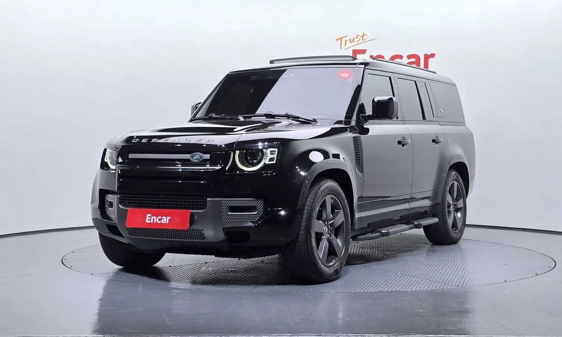 Land Rover Defender — фото 1