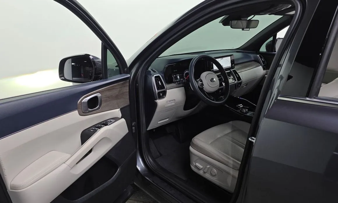 Kia Sorento — фото 5