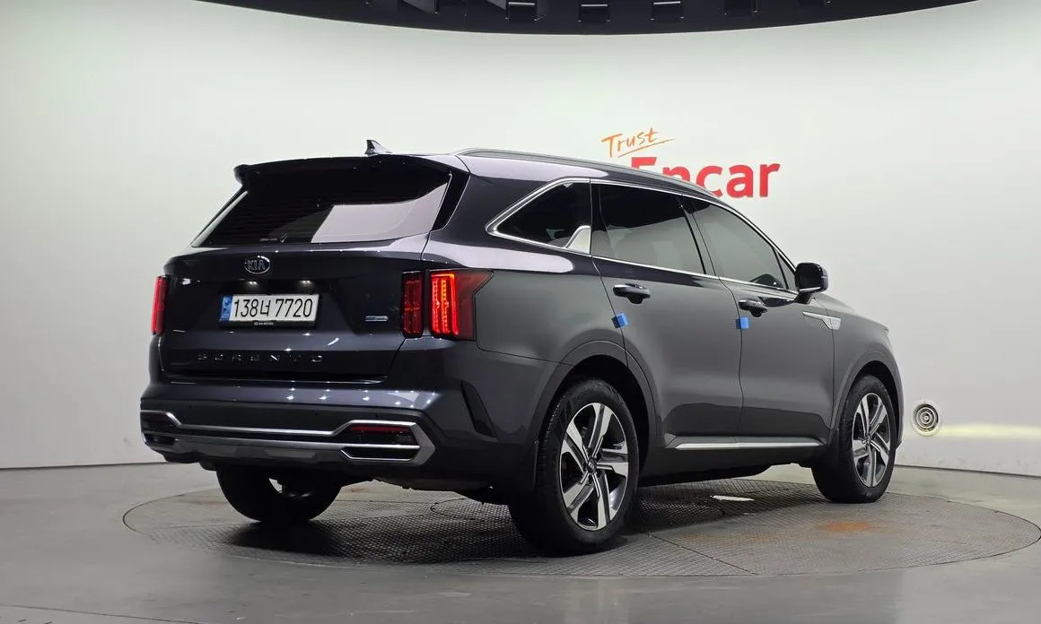 Kia Sorento — фото 3