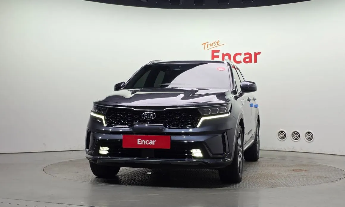Kia Sorento — фото 6