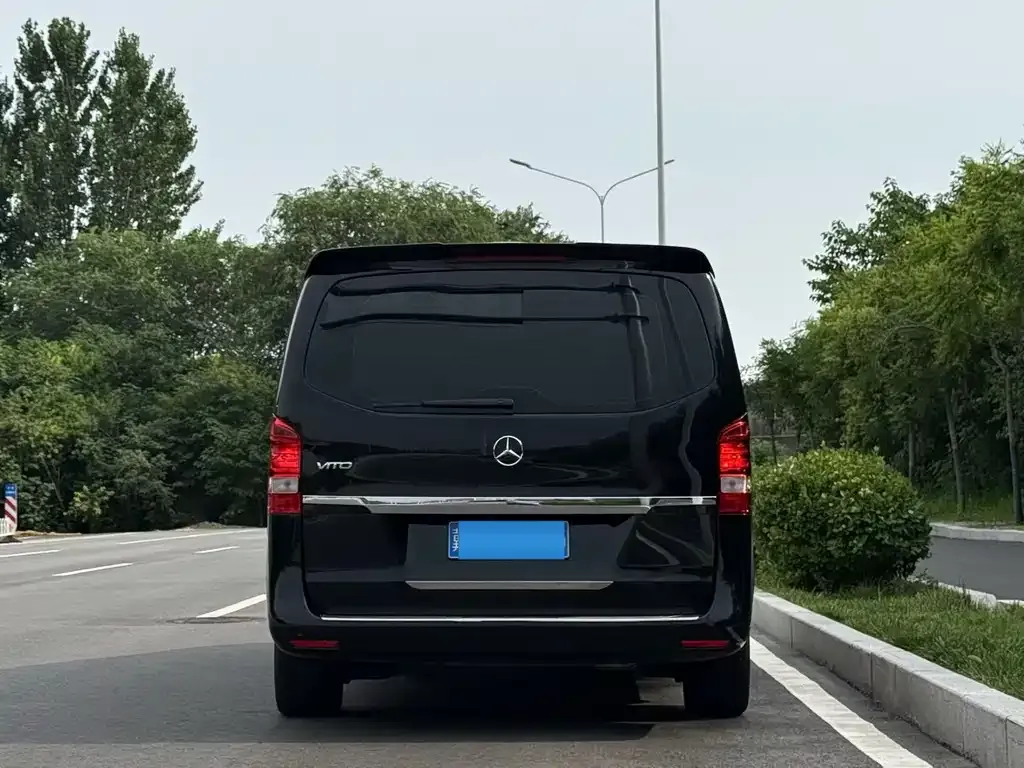 Mercedes-Benz Vito — фото 5