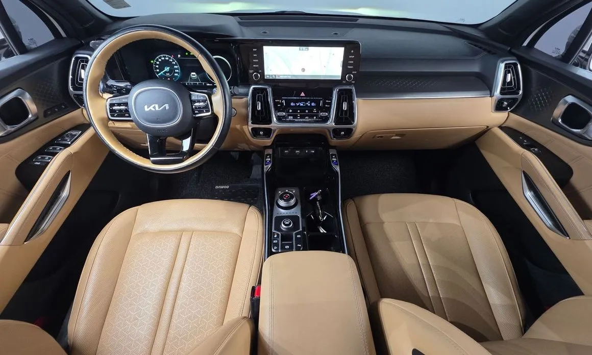 Kia Sorento — фото 6