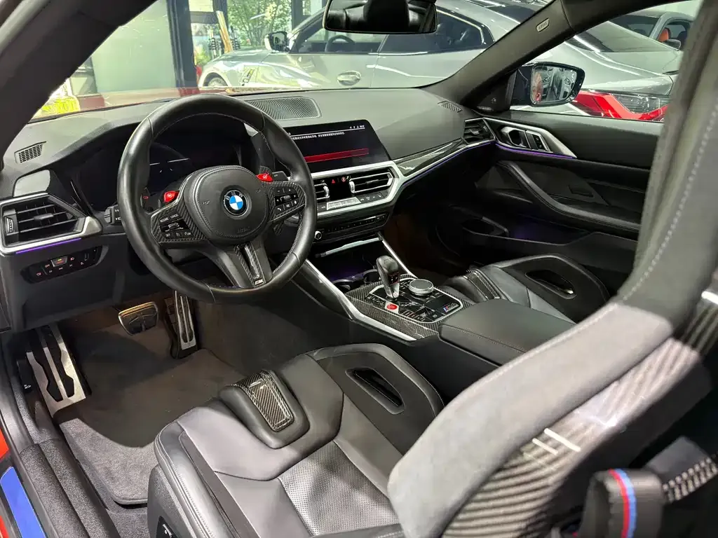 BMW M4 — фото 10