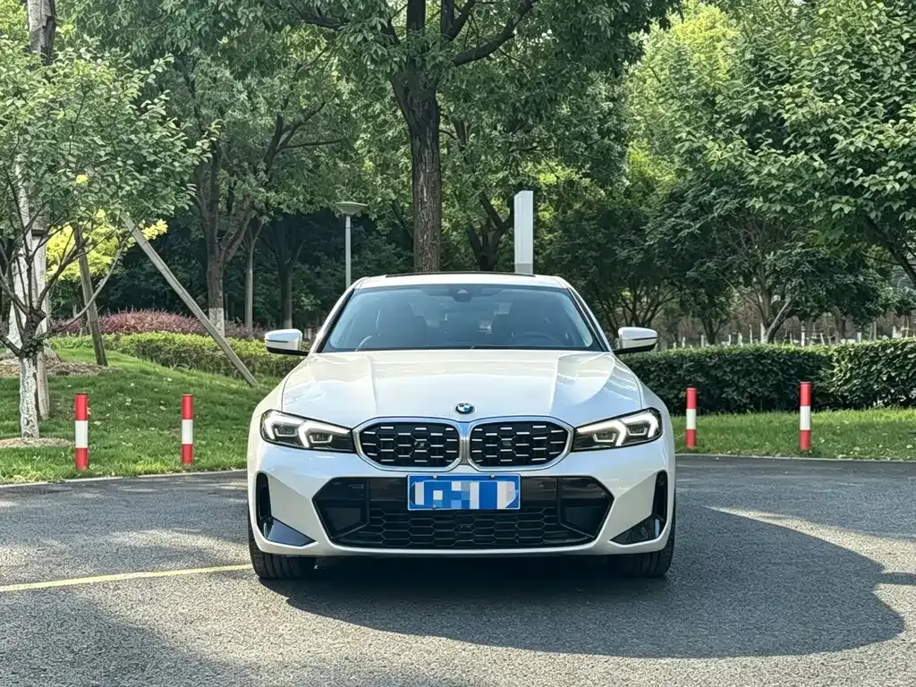 BMW 3 Series — фото 10