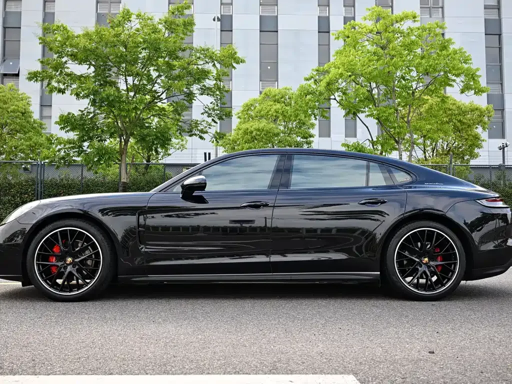 Porsche Panamera — фото 6