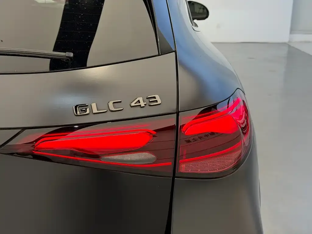 Mercedes-Benz GLC AMG — фото 4