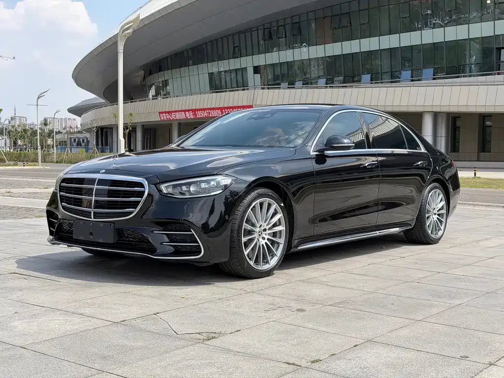 Mercedes-Benz S-Class — фото 1