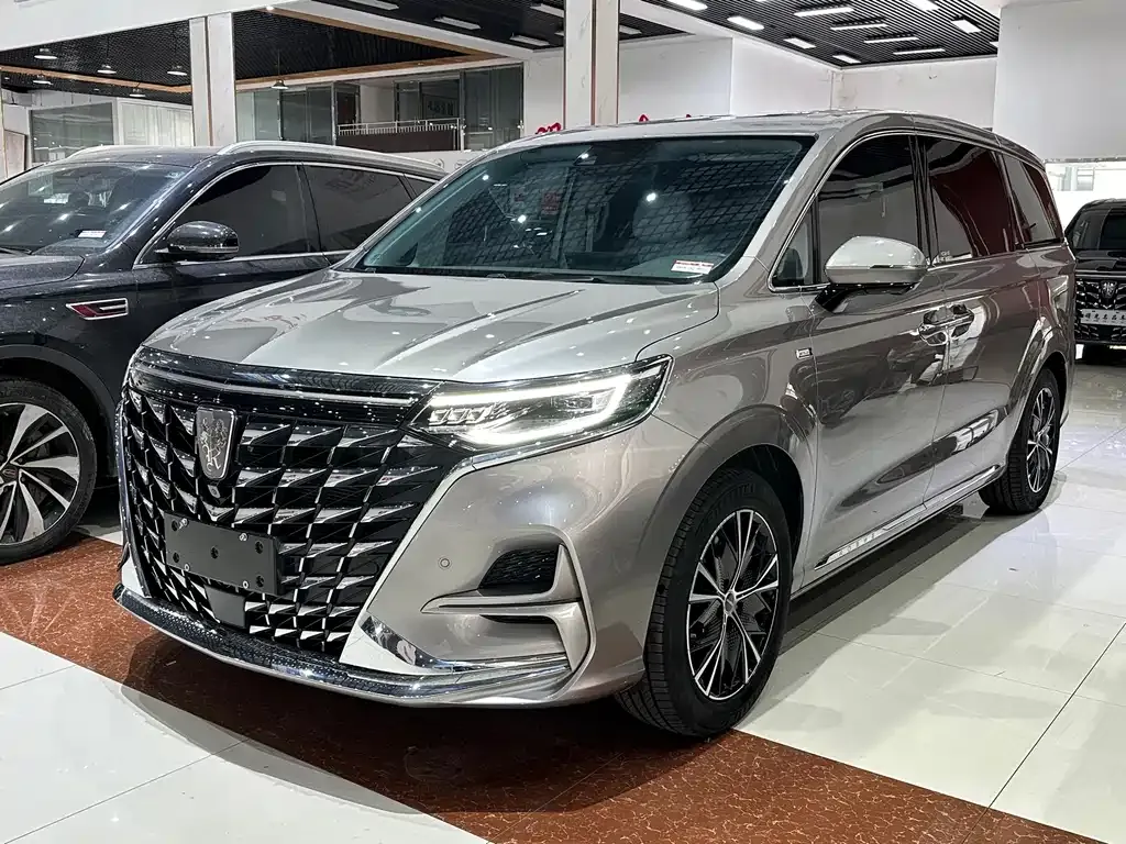 Roewe iMAX8 — фото 1