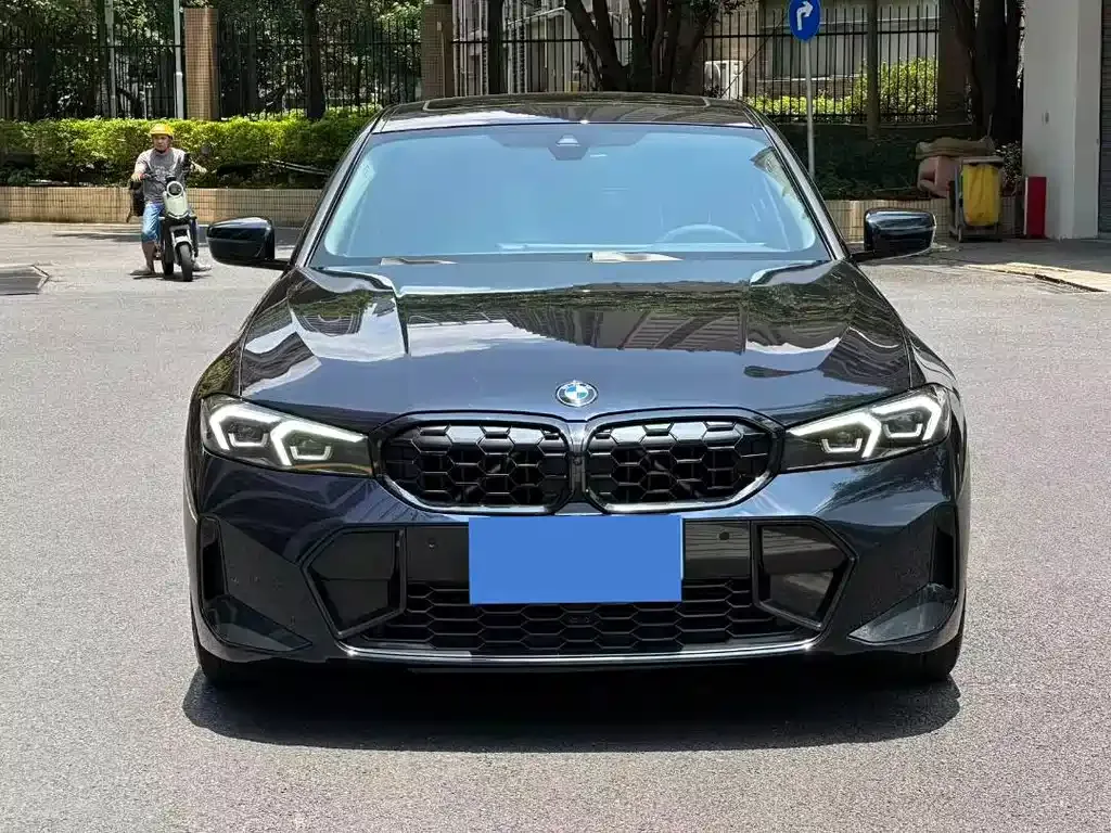 BMW 3 Series — фото 1