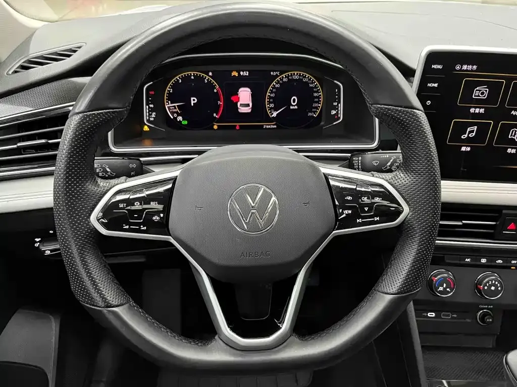 Volkswagen Tiguan L — фото 4