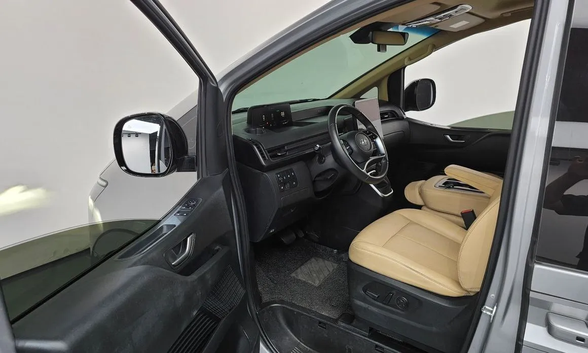 Hyundai Staria — фото 2