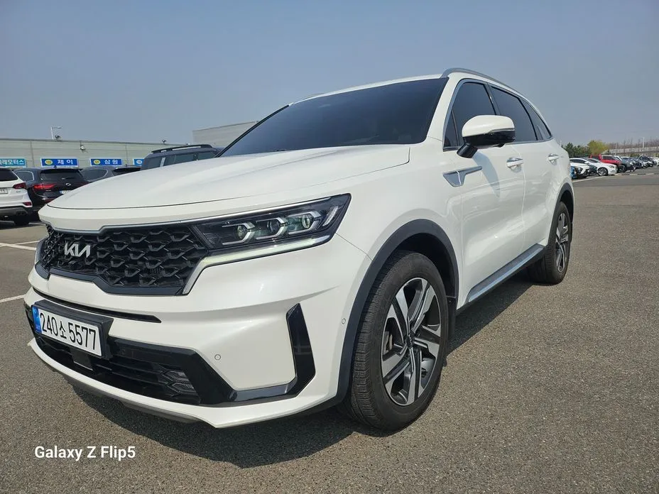 Kia Sorento — фото 1
