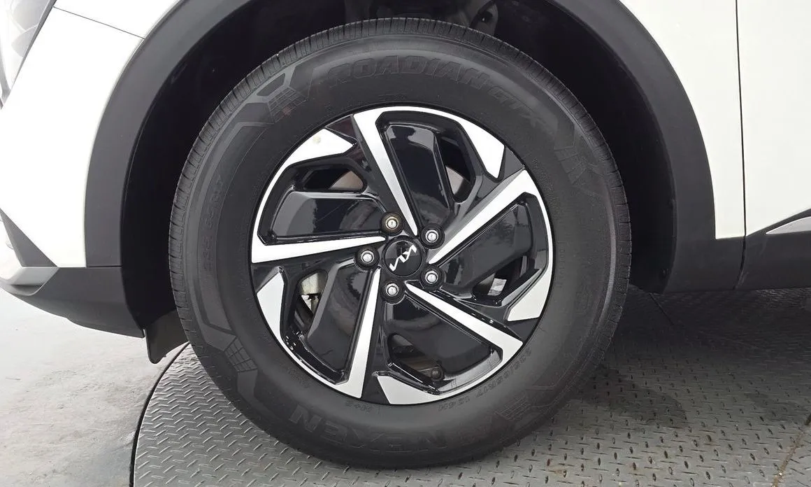 Kia Sportage — фото 5