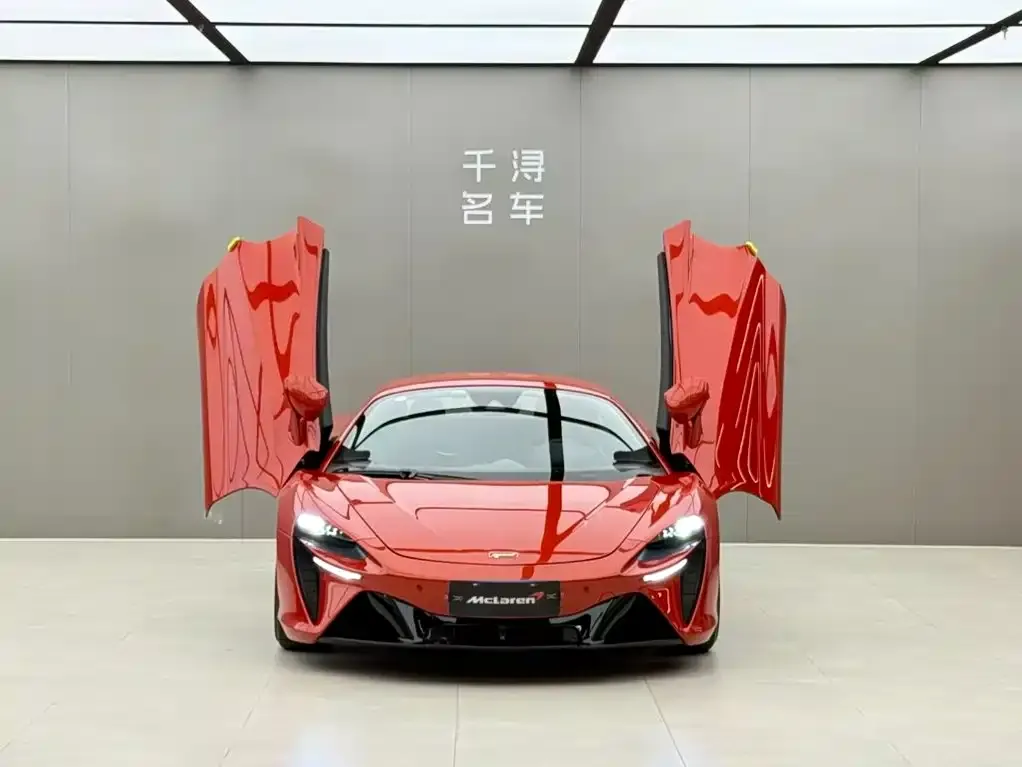 McLaren Artura — фото 2