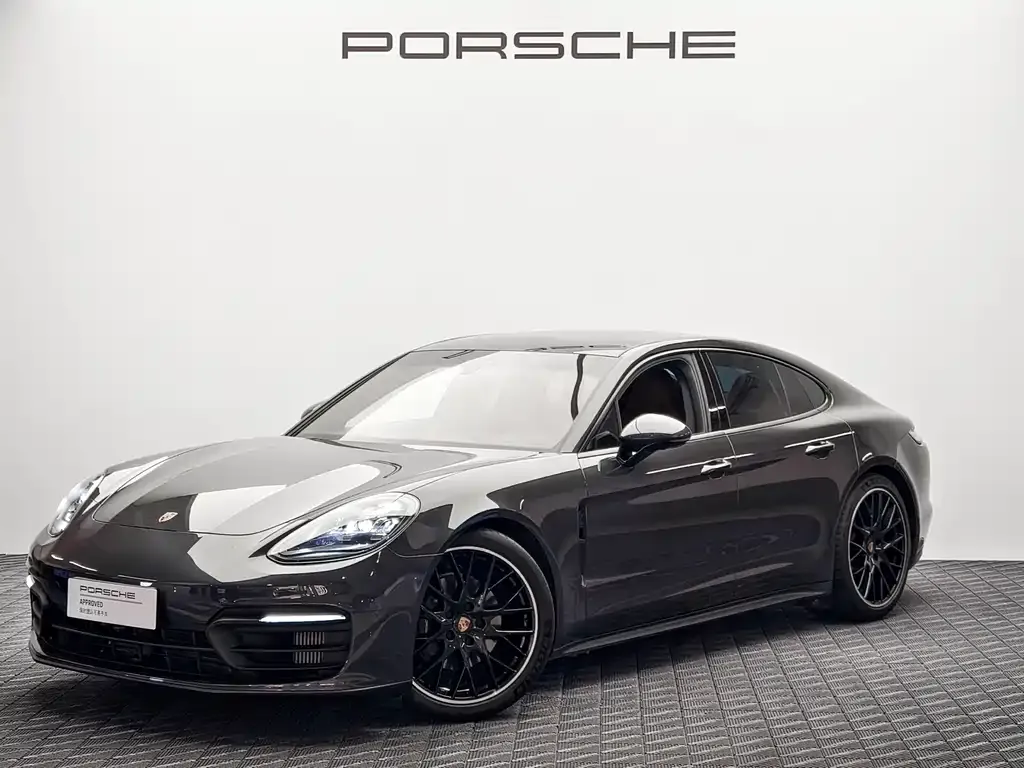 Porsche Panamera — фото 1