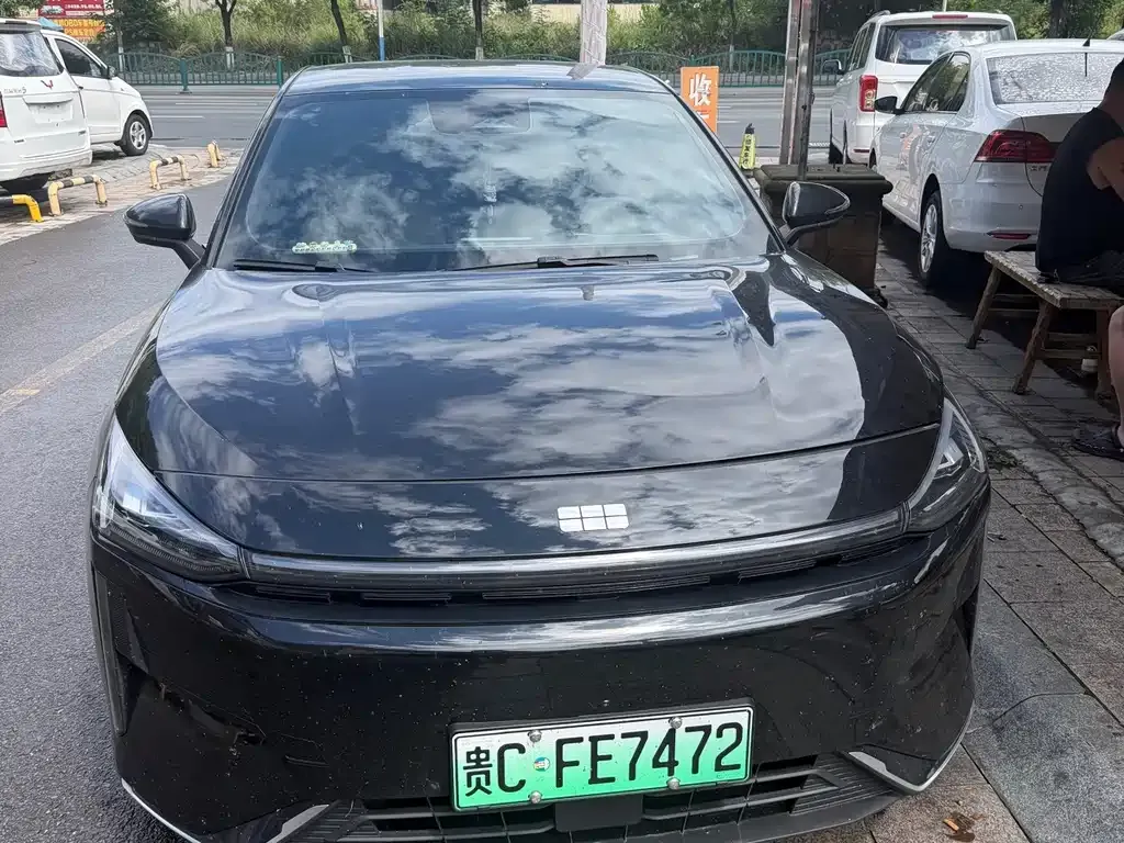 Geely Galaxy L6 — фото 1
