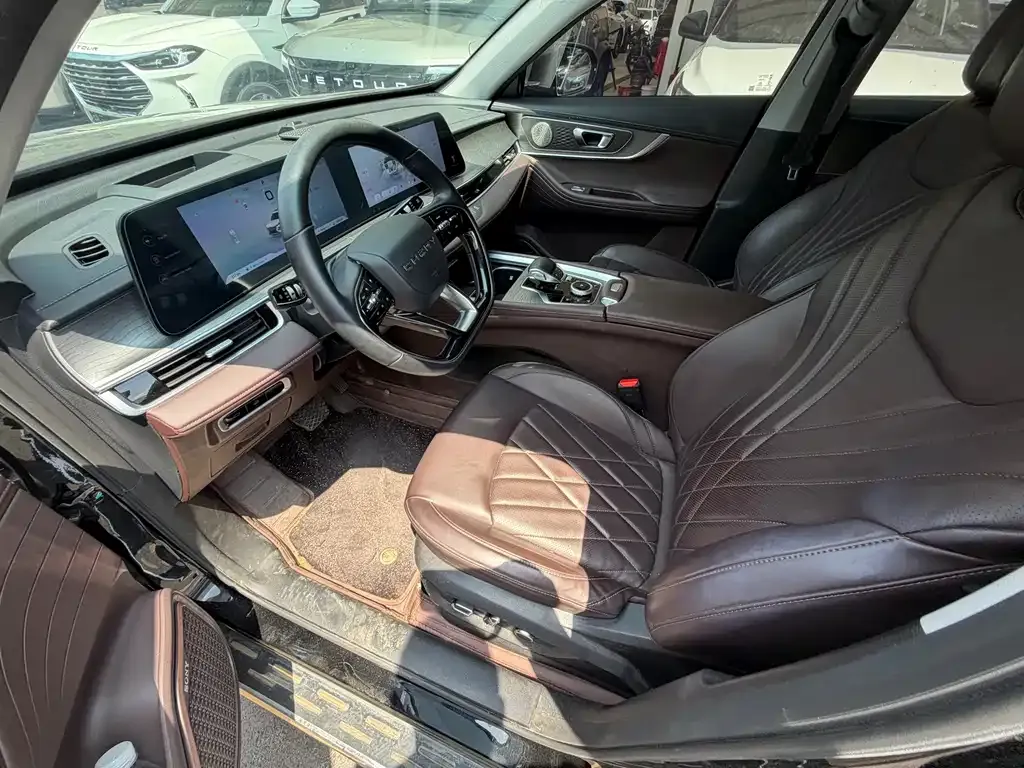Chery Tiggo 8 PRO — фото 10