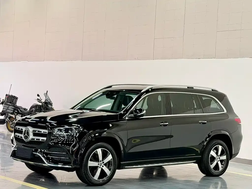 Mercedes-Benz GLS — фото 1