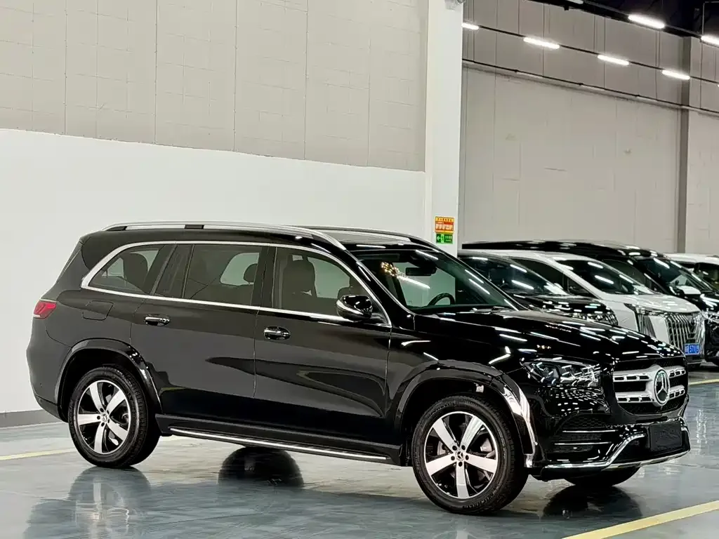 Mercedes-Benz GLS — фото 4