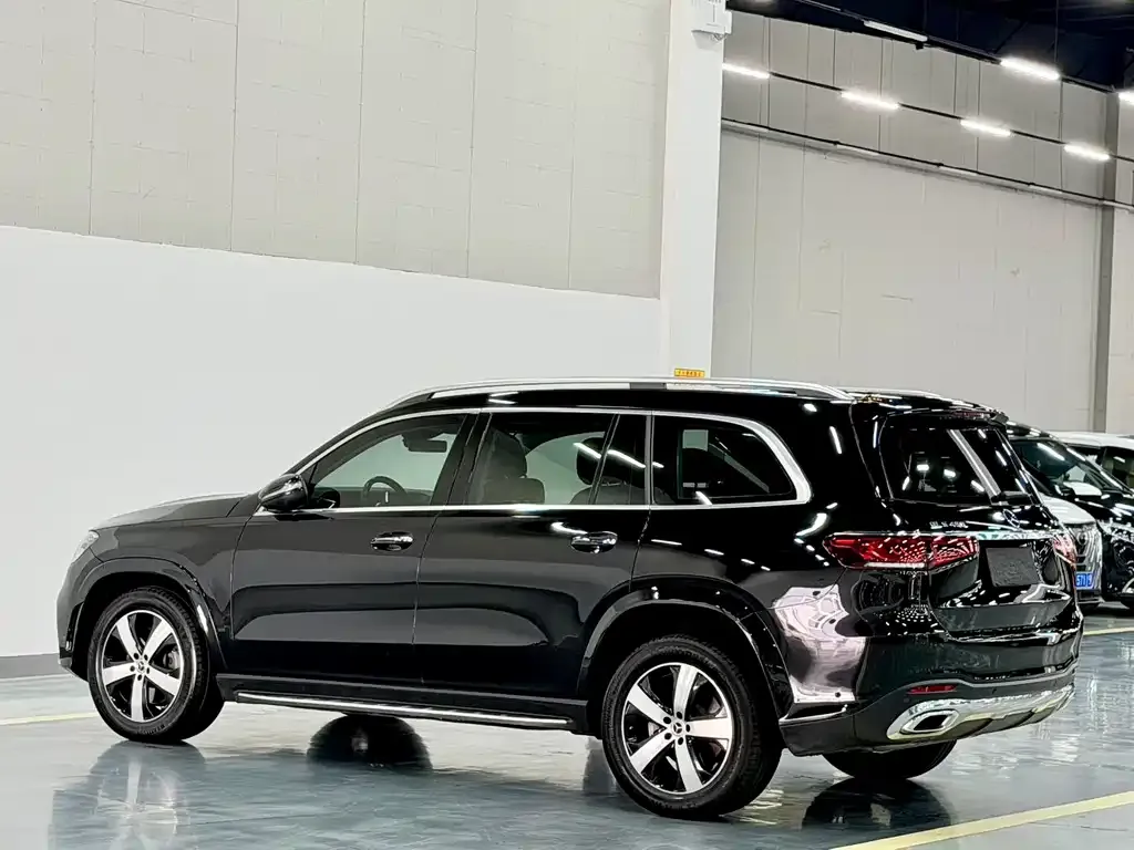 Mercedes-Benz GLS — фото 5