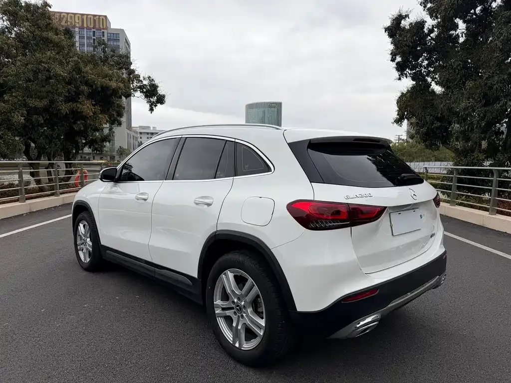 Mercedes-Benz GLA — фото 4