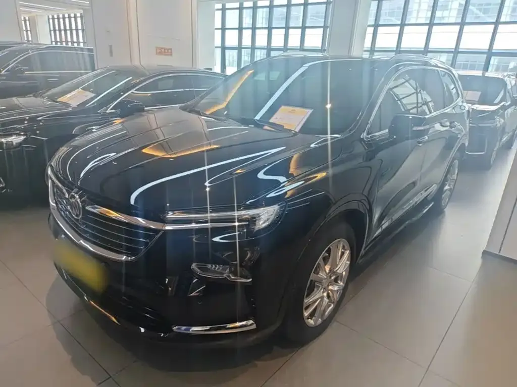 Buick Enclave — фото 1