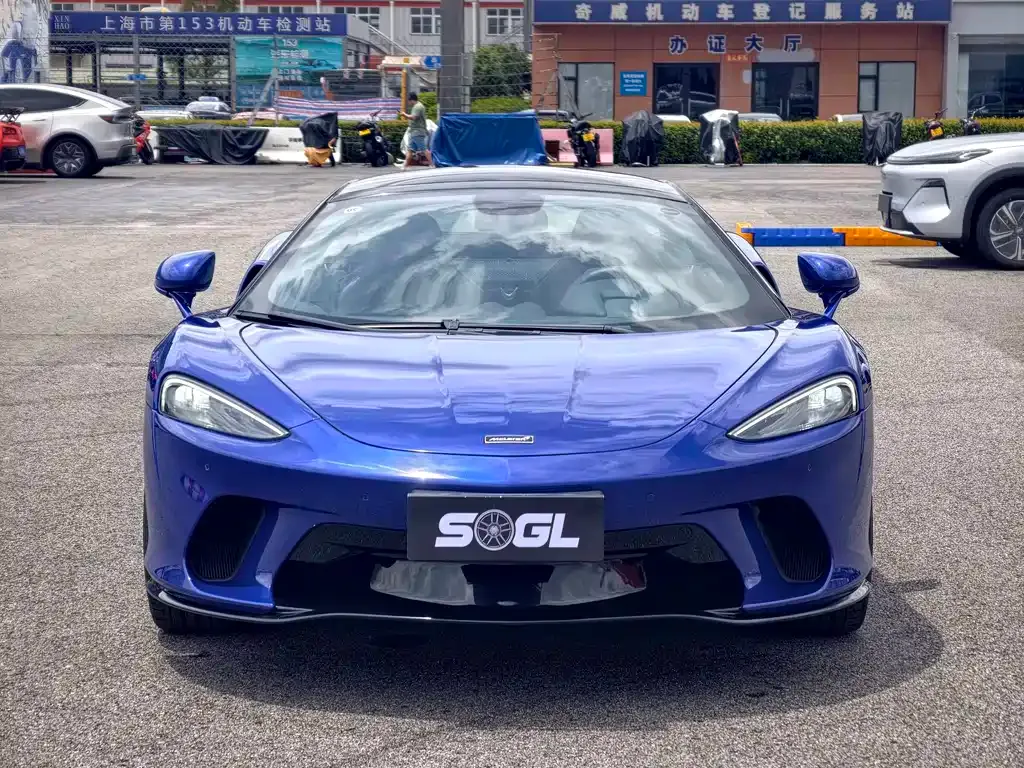 McLaren GT — фото 10