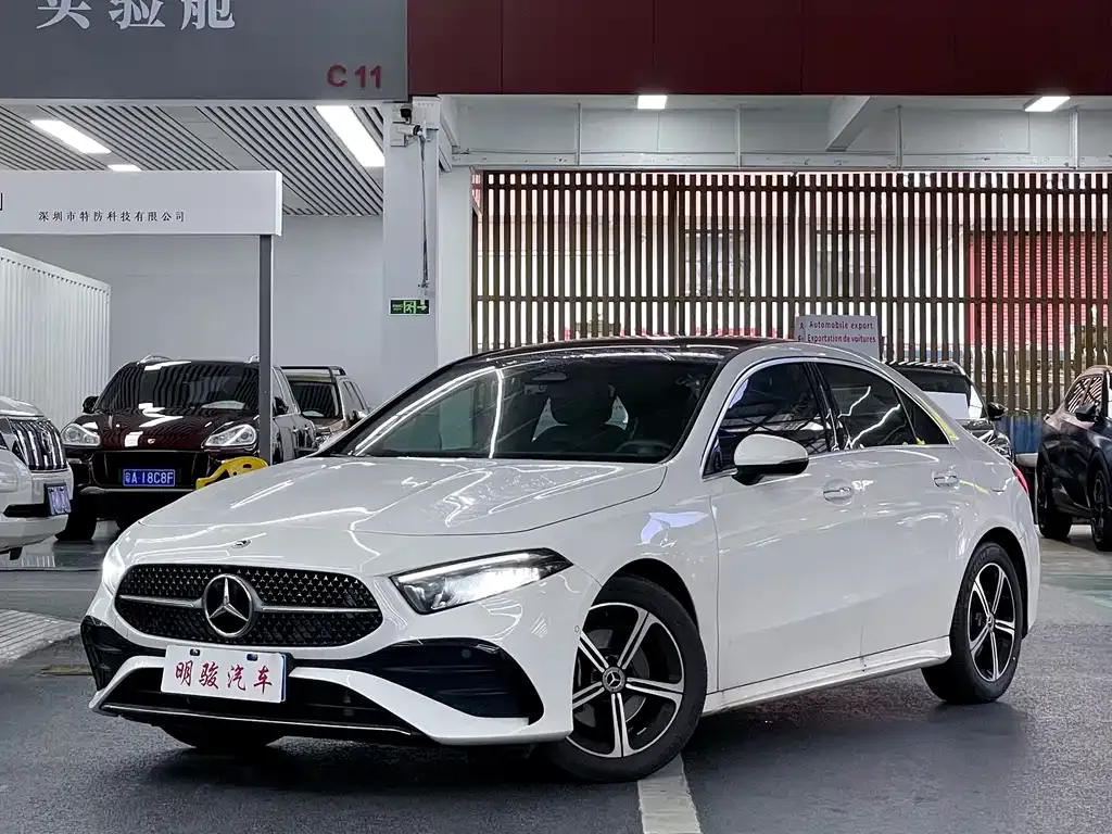 Mercedes-Benz A-Class — фото 1