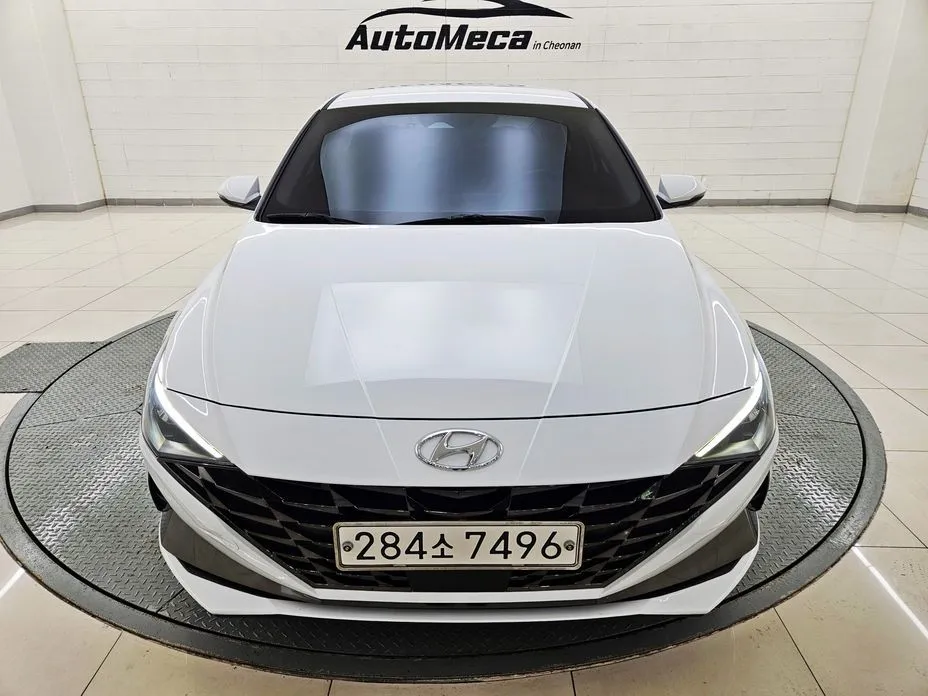 Hyundai AVANTE — фото 1