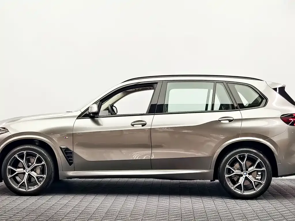 BMW X5 — фото 4