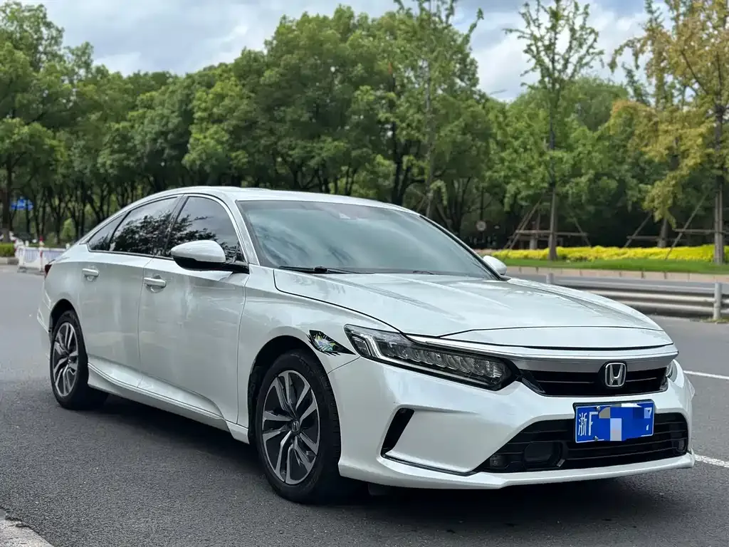 Honda Inspire — фото 1