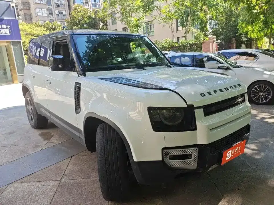 Land Rover Defender — фото 9