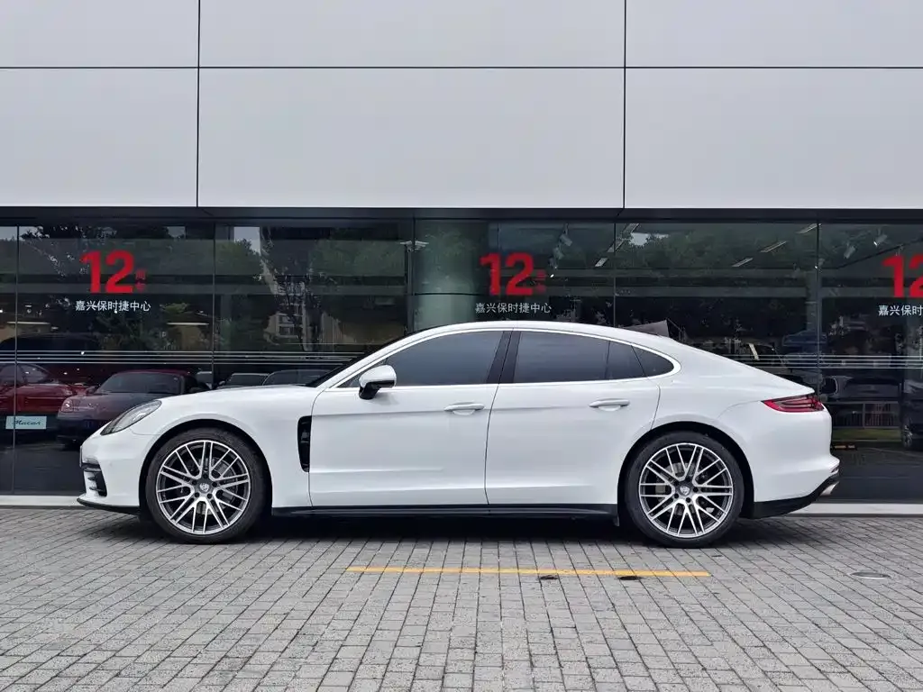 Porsche Panamera — фото 2