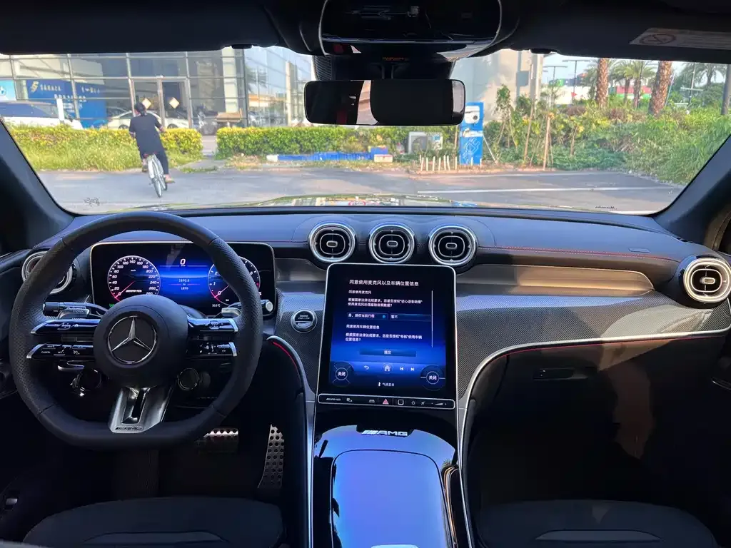 Mercedes-Benz GLC AMG — фото 7