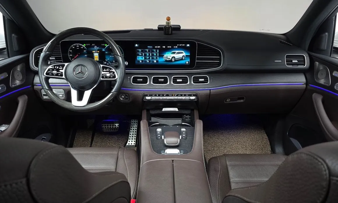 Mercedes-Benz GLS-Class — фото 10