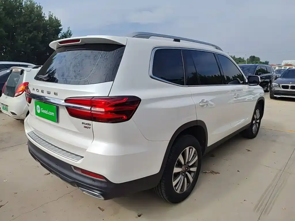 Roewe RX8 — фото 8