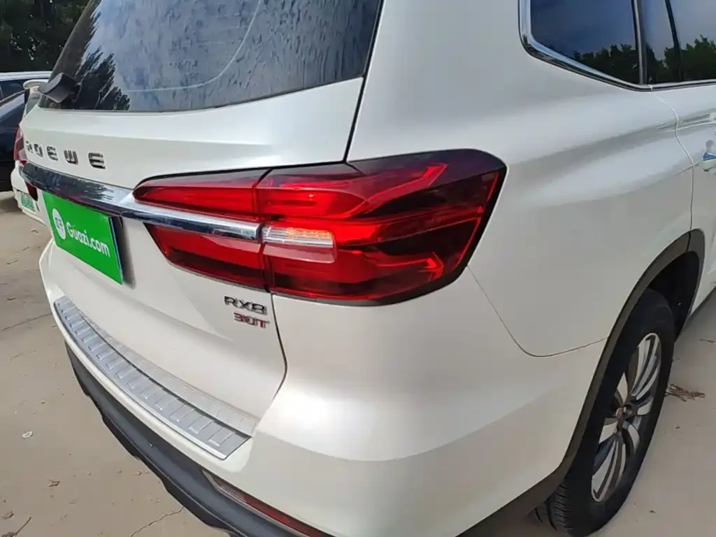 Roewe RX8 — фото 10