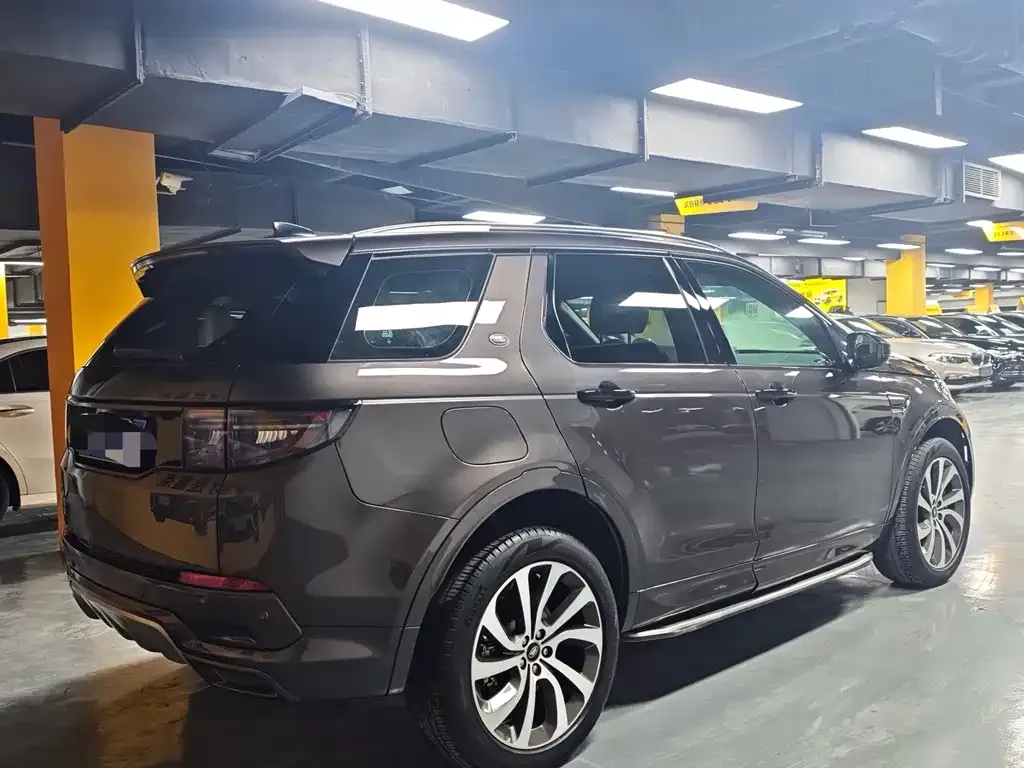 Land Rover Discovery Sport — фото 2
